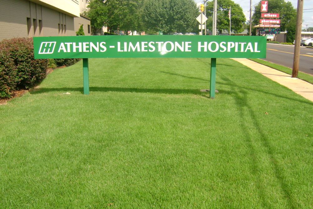 727 W Market St, Athens, AL 35611